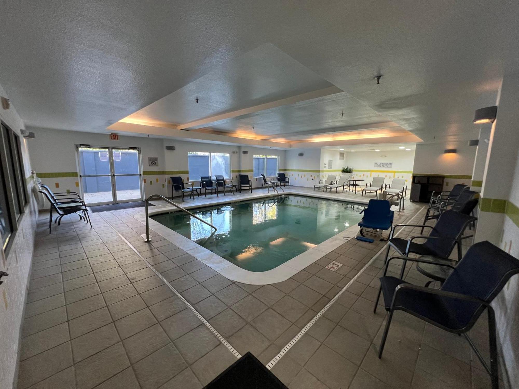 Country Inn & Suites By Radisson, Lsu - Medical Corridor Baton Rouge Ngoại thất bức ảnh